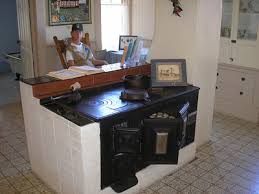 HughesWoodBurnCastIronStove