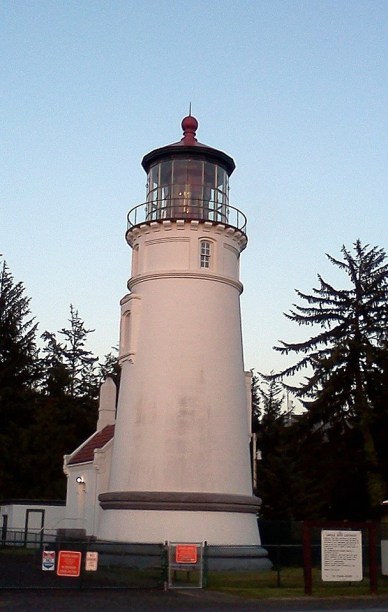 whalewatchingumpquariverlighthouse